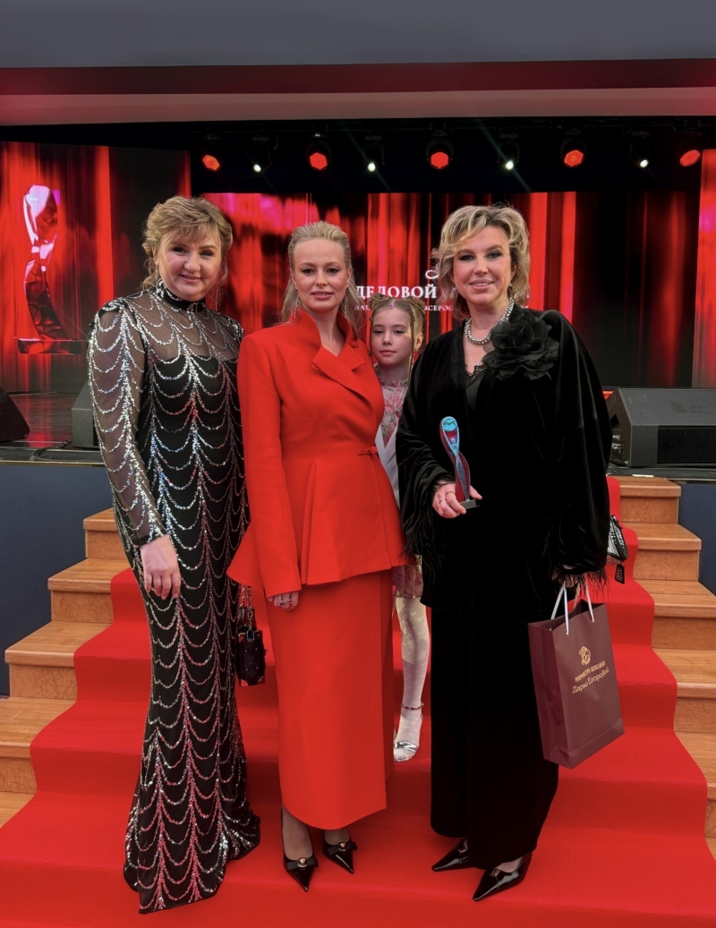 Победа в Кремле: основатель «ИнфорМА» Елена Макаренко победила в народном голосовании 3 Победа в Кремле: основатель «ИнфорМА» Елена Макаренко победила в народном голосовании 3