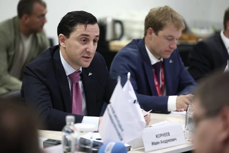 Иван Корнеев: «Создаем принципиально новую, безопасную и экологичную технологическую базу» 1 Иван Корнеев: «Создаем принципиально новую, безопасную и экологичную технологическую базу» 1