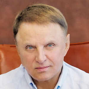 Валерий Шевелев, первый заместитель генерального директора — исполнительный директор Валерий Шевелев, первый заместитель генерального директора — исполнительный директор
