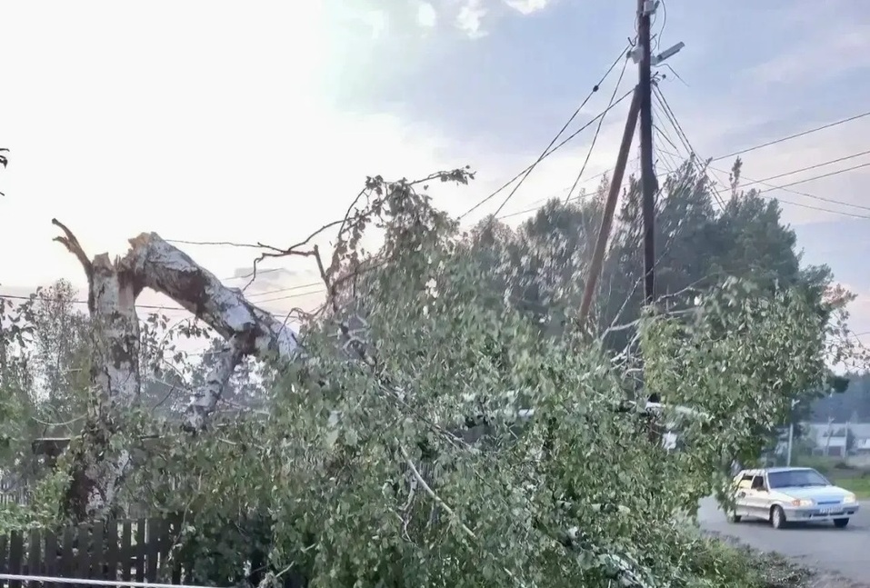 В УрФО продолжают страдать от стихии города и поселки 1 В УрФО продолжают страдать от стихии города и поселки 1