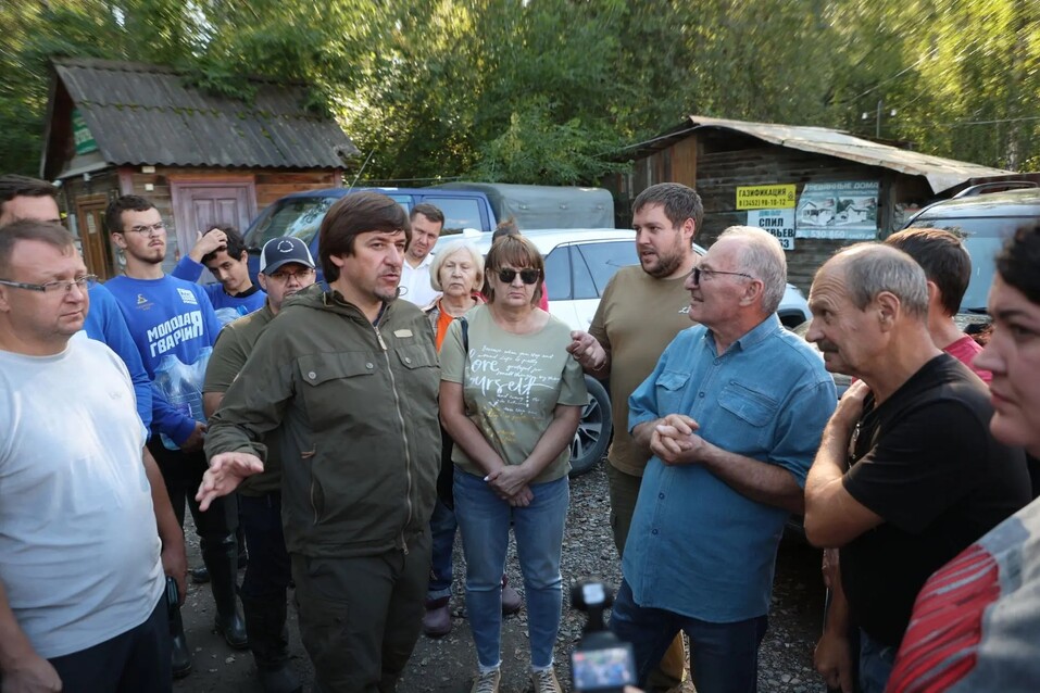 Вода в Туре опустилась ниже критической отметки. В Тюмени ликвидируют последствия паводка 1 Вода в Туре опустилась ниже критической отметки. В Тюмени ликвидируют последствия паводка 1