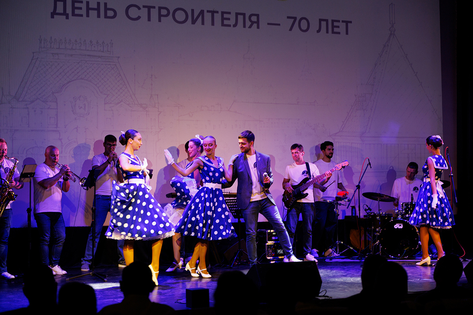 В Нижнем Новгороде торжественно отметили юбилейный День строителя 6 В Нижнем Новгороде торжественно отметили юбилейный День строителя 6