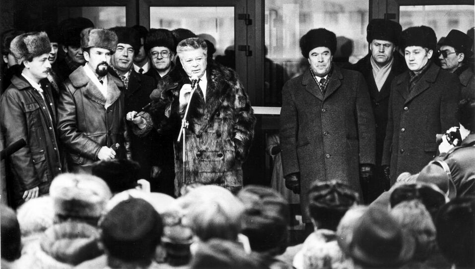 Олег Шиловских: «1990-е открыли новую эпоху и принесли нам море возможностей» 1 Олег Шиловских: «1990-е открыли новую эпоху и принесли нам море возможностей» 1