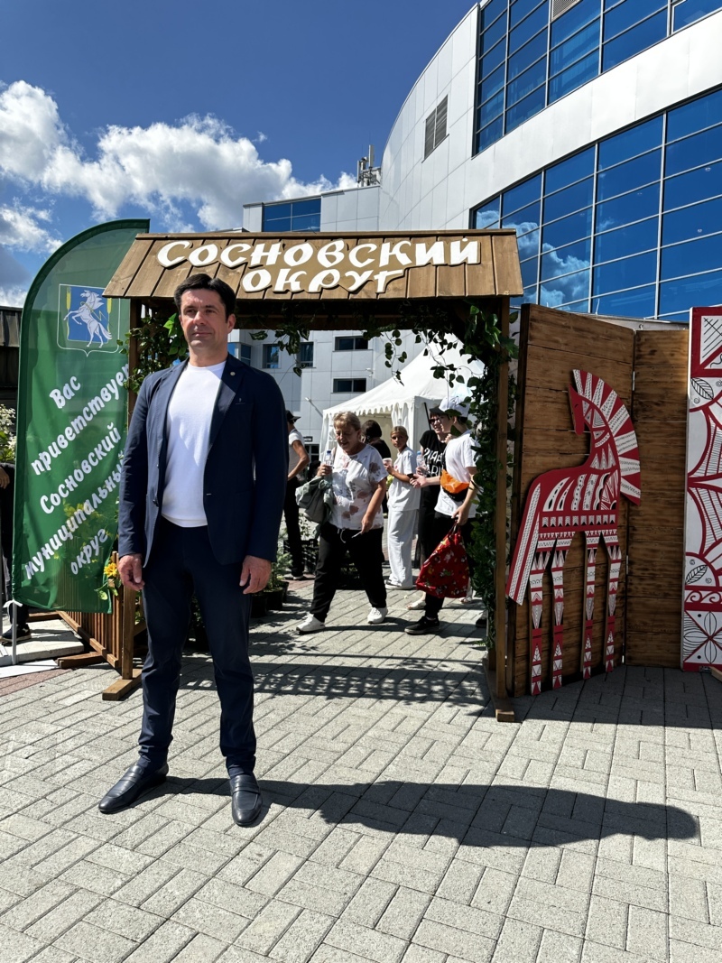 Социальный архитектор на селе: агробизнес строит не только цеха, но и дома, школы, дороги 1 Социальный архитектор на селе: агробизнес строит не только цеха, но и дома, школы, дороги 1