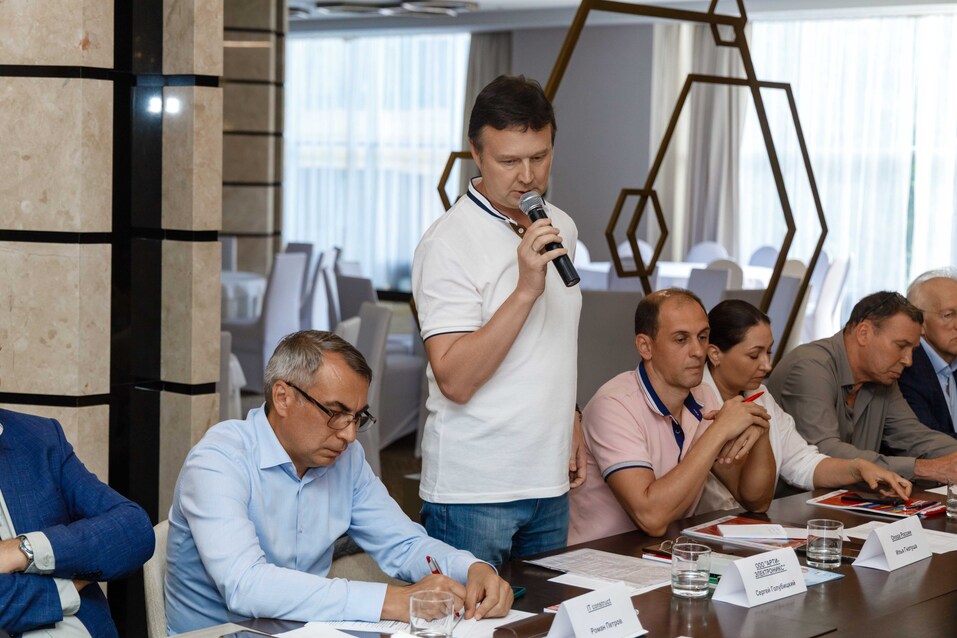 «Деловой квартал» назвал еще шесть имен номинантов премии «Человек года»-2026 28 «Деловой квартал» назвал еще шесть имен номинантов премии «Человек года»-2026 28