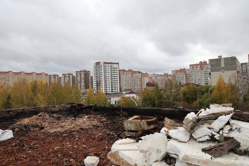 На ремонт горевшей тюменской школы выделили средства резервного фонда региона 1 На ремонт горевшей тюменской школы выделили средства резервного фонда региона 1