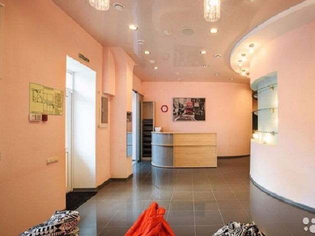 «Хотят подстраховаться»: в Екатеринбурге распродают хостелы и мини-гостиницы