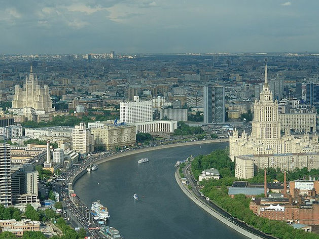 Регионы хотят в Москву, Москва не хочет учиться. Соотношение уровня зарплат и знаний
