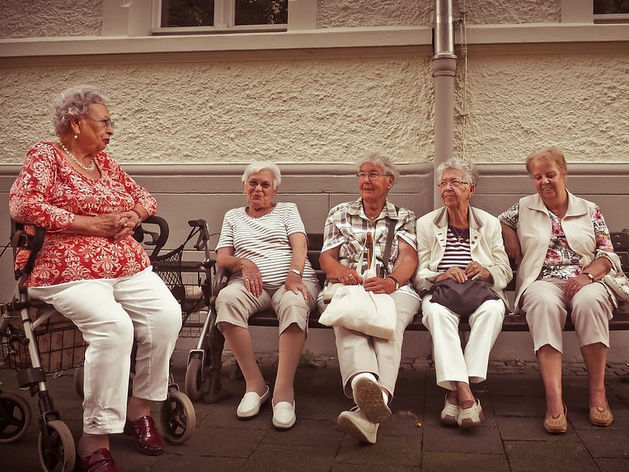 «Буду работать, пока ноги ходят». Россияне рассказали, как планируют выживать на пенсии