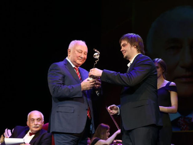 «Человек года — 2018»: главным лауреатом стал Сергей Скуратов, «Уральские авиалинии»