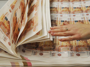 «ЦБ «сделал» все банки России вместе взятые. Как? Привлекай в рублях, размещай в валюте!»