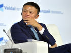 «Я хочу умереть на пляже, а не в рабочем кабинете». Джек Ма в 55 лет покидает Alibaba