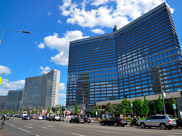 «Киевская площадь» Года Нисанова и Зараха Илиева строит все больше гостиниц 