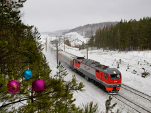 РЖД назначили дополнительные поезда из Екатеринбурга в Москву и в гости к Деду Морозу