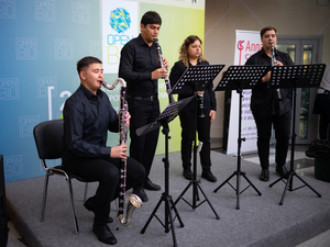 Новосибирская консерватория пообещала OpenBio музыкальное произведение о биотехнологиях