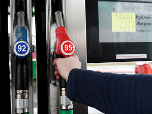 Бизнес и бензин: как самые низкие в России цены на топливо влияют на деловую среду?
