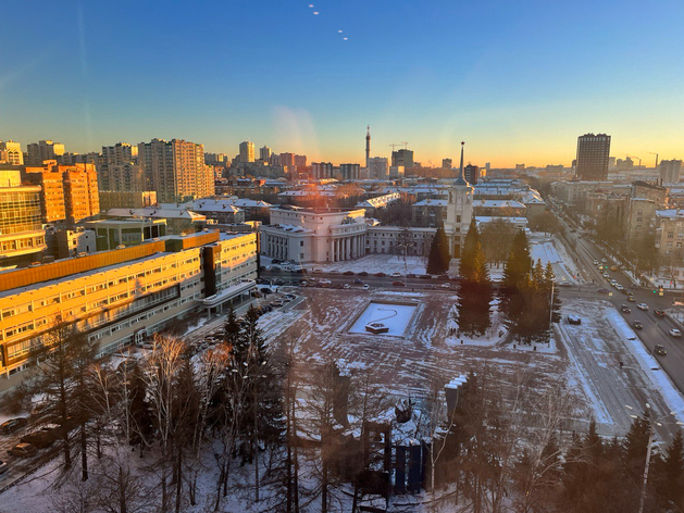 В Екатеринбурге решили определиться со зданием — визитной карточкой города
