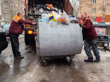90 млрд рублей долга: россияне массово саботируют оплату за вывоз мусора