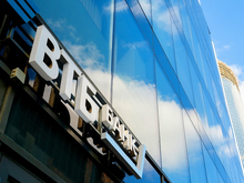 Крупные клиенты ВТБ могут открывать счета и обновлять сведения без посещения офиса банка