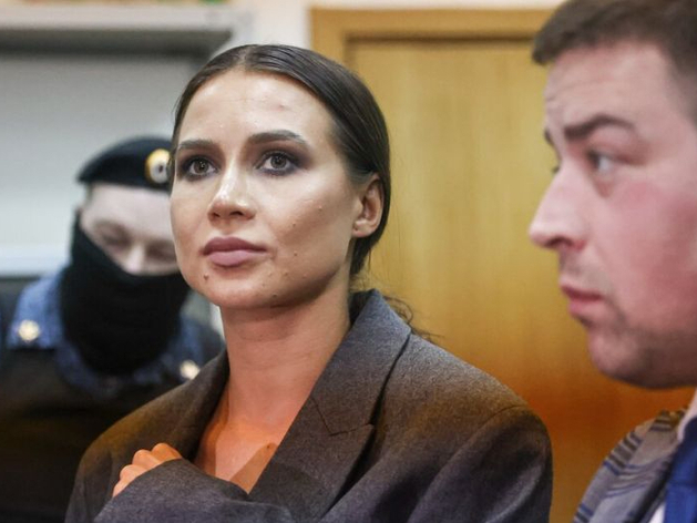 Суд Москвы арестовал 311 млн руб. на счетах блогера Валерии Чекалиной (ler_chek)