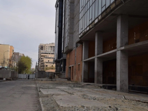 Вместо недостроенного офисника в центре Екатеринбурга возведут жилой дом