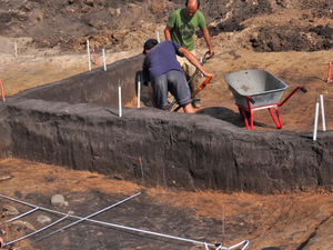 Археологи обнаружили серебряный ковш ХVII века при раскопках под Арзамасом

