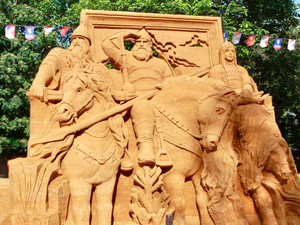 В челябинском парке Пушкина стартовал фестиваль песочной скульптуры. Фото