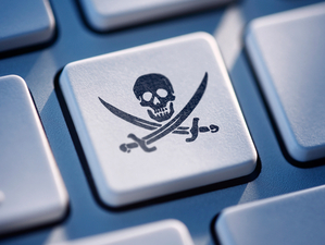 Минцифры собирается легализовать пиратские онлайн-кинотеатры, свободные от ЛГБТ