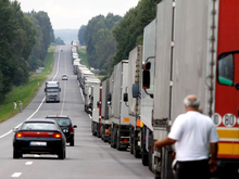 Кто последовал советам Еврокомиссии? Латвия запретила въезд авто из России