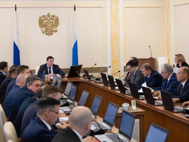На Среднем Урале представили проект закона о бюджете-2024. Доходы перевалят за 400 млрд