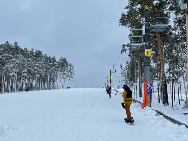 Сезон близко: горнолыжные комплексы Среднего Урала открыли часть трасс