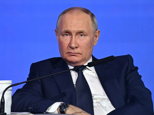 Владимир Путин призвал ЦБ быть аккуратным в смягчении денежно-кредитной политики