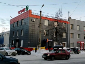 В Челябинске за треть миллиарда продают торгово-офисный комплекс
