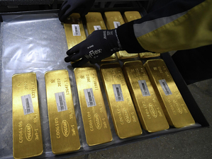 Исторический максимум: цена золота ставит рекорды и продолжает расти