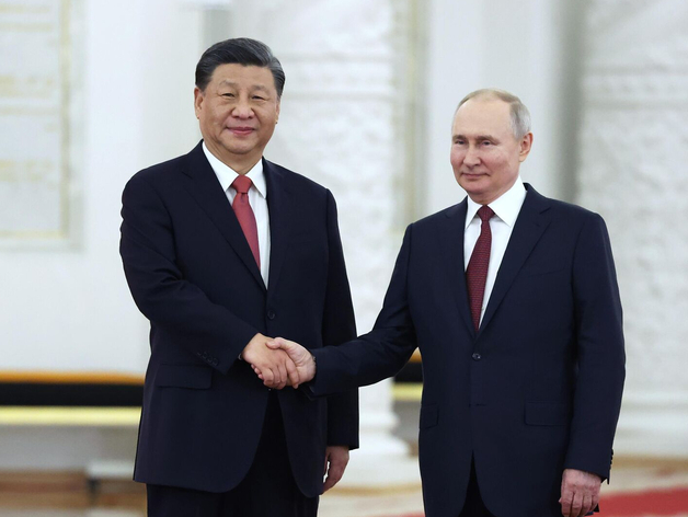 Песков: это вне компетенции Кремля. Китайские банки начали вводить ограничения для России