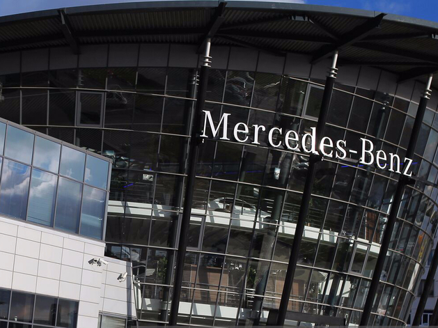 Mercedes-Benz продает все автосалоны в Германии. Кому?
