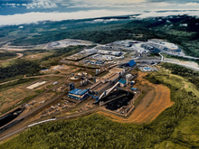 Компания челябинского олигарха запустит новое производство золота в Сибири