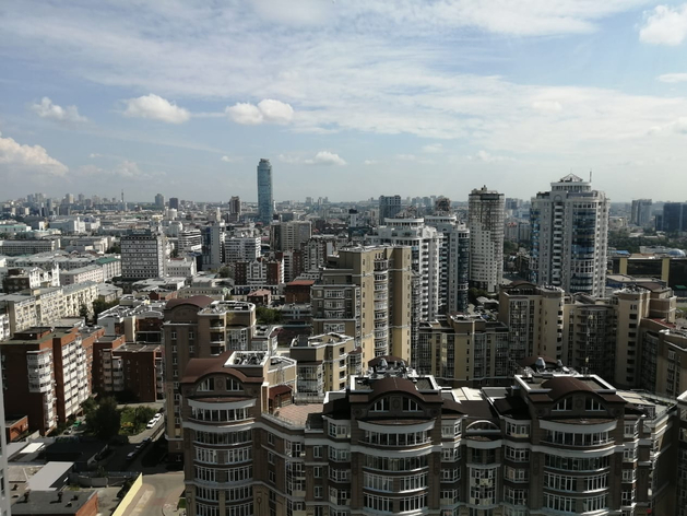 Свердловские власти ждут от девелоперов 3,3 млн кв. м жилья в 2024 году 