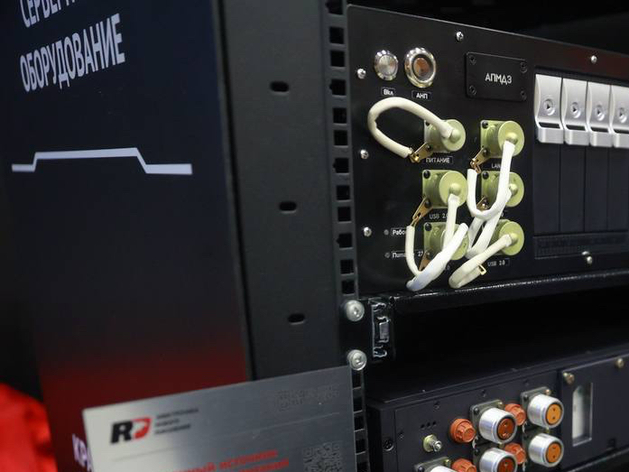 Кирилл Поляков посетил завод «Красный дельфин» в Петербурге Кирилл Поляков посетил завод «Красный дельфин» в Петербурге