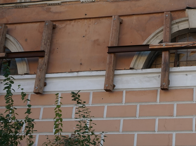 Представитель рода Строгановых будет судиться со Смольным в Верховном суде