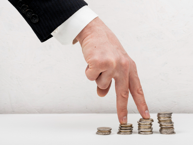 Работодатели Свердловской области увеличили предложения по зарплатам на 33%