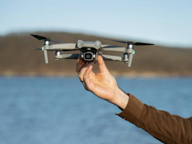 Свердловских школьников научат конструировать беспилотники за 285 млн руб. Свердловских школьников научат конструировать беспилотники за 285 млн руб.