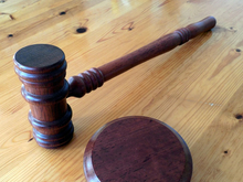 Суд рассмотрел иск предприятия из группы ЧЭМК об отмене ареста