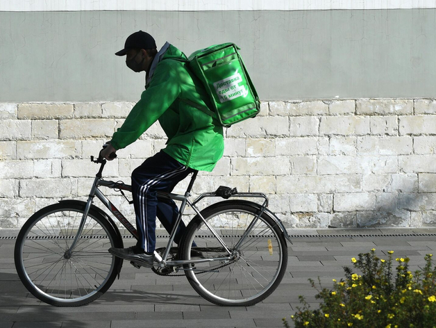 Люди больше не хотят ходить в пункты выдачи? Спрос на курьеров вырос на 34%