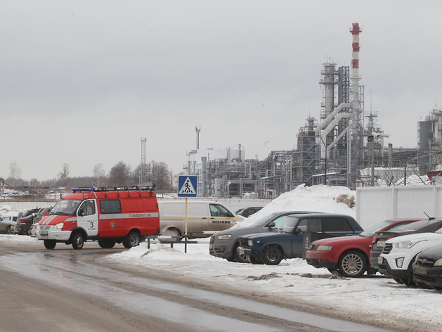 Атака беспилотников на завод ЛУКОЙЛа приведет к снижению выпуска бензина в РФ
