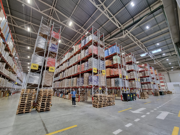 Где вакансии близки к нулю, куда можно инвестировать. Эксперты о коммерческой недвижимости