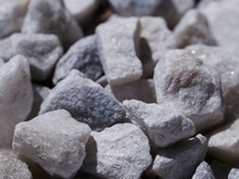 Взрыв на щебеночном заводе в Челябинске повредил здание соседнего предприятия