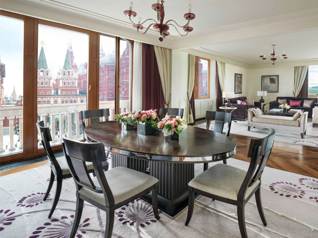 У осужденного экс-владельца банка «Югра» хотят забрать пятизвездочный отель Four Seasons