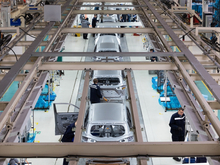 На бывшем заводе «Рено» началось производство автомобилей по технологии полного цикла