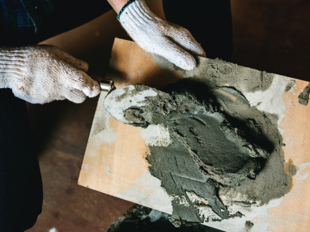 Сроки поставок выросли на 86%. Российские стройки рискуют столкнуться с дефицитом цемента